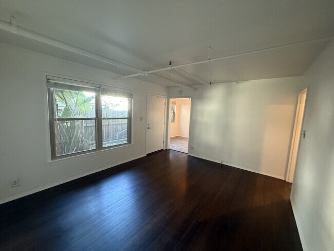 Photo - Charming 1-bed 1-bath apartment in Midtown! Unit 3