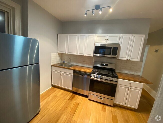 Building Photo - 5151 Brown St Unit A Rental