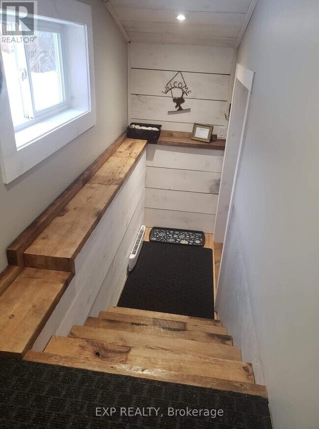 Photo - 50 Trott Blvd