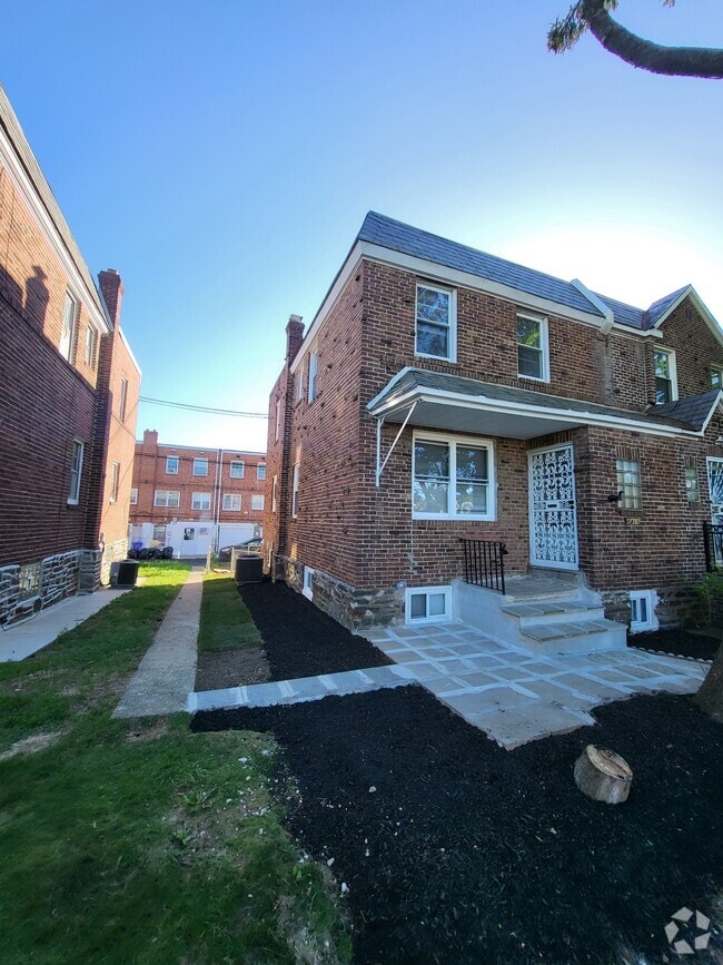 Building Photo - 8411 Temple Rd Rental