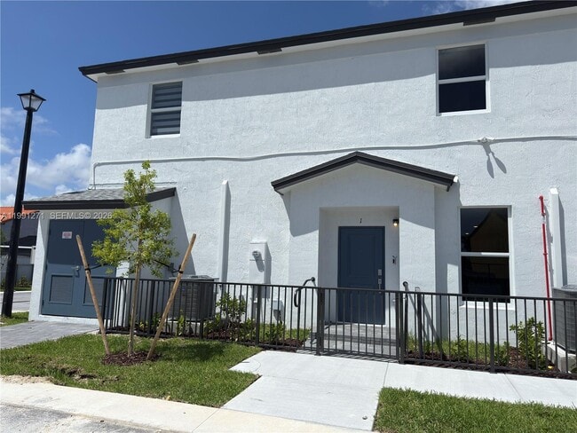 Building Photo - 12426 SW 248th St