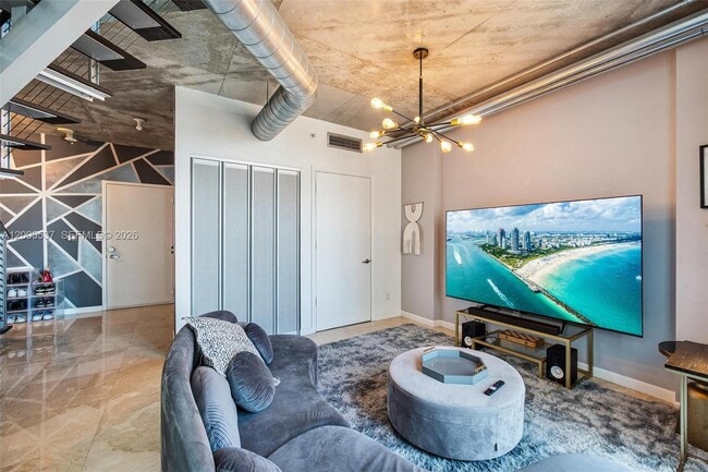 Photo - 690 SW 1st Ct Unidad PHI26