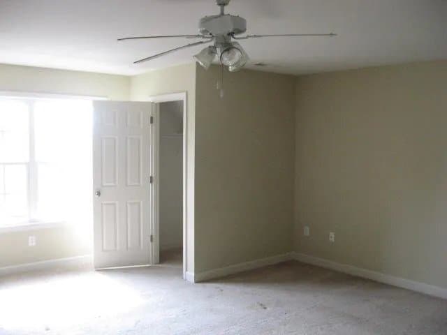 Photo - 500 Twin Oaks Cir