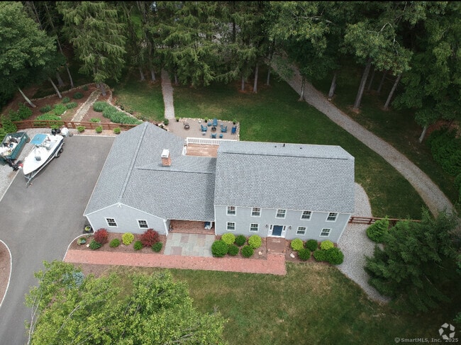 Building Photo - 124 Wilson Rd Rental