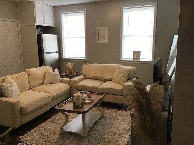 Photo - 208 N Kent St Unit 208 N. Kent St -  B