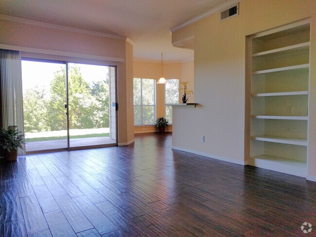 Building Photo - 6000 Shepherd Mountain Cove Unit 1309 Rental