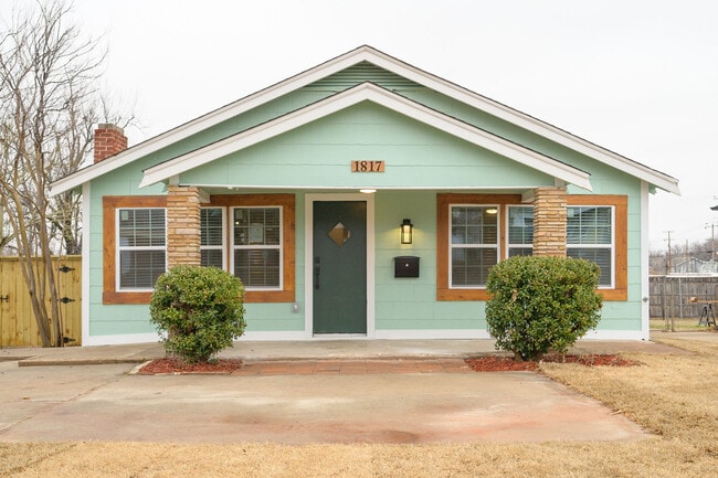 Photo - 1817 NW 35th St House
