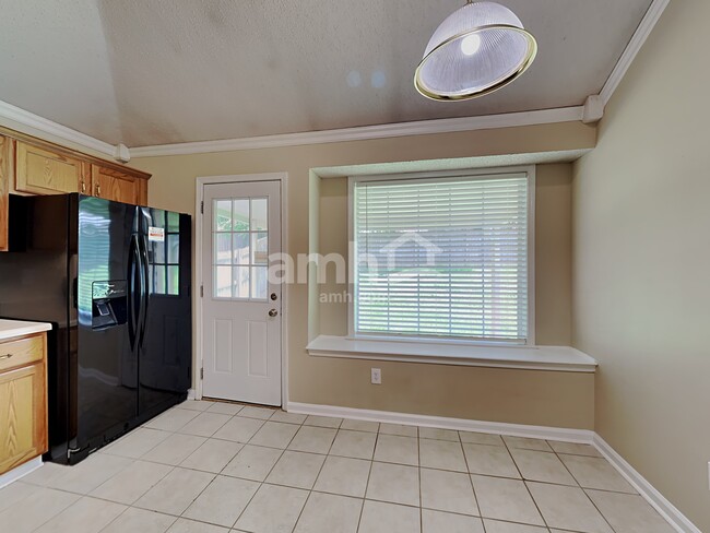 Photo - 4072 Fairway View Cir E