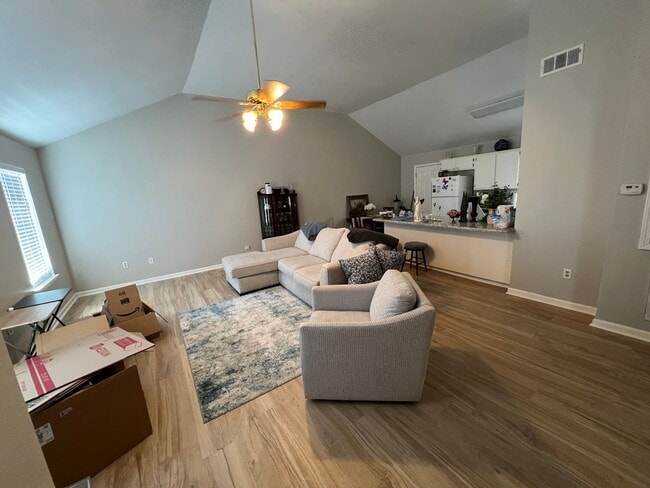 Photo - Updated 2 bed 2 bath in Shiloh Subdivision!