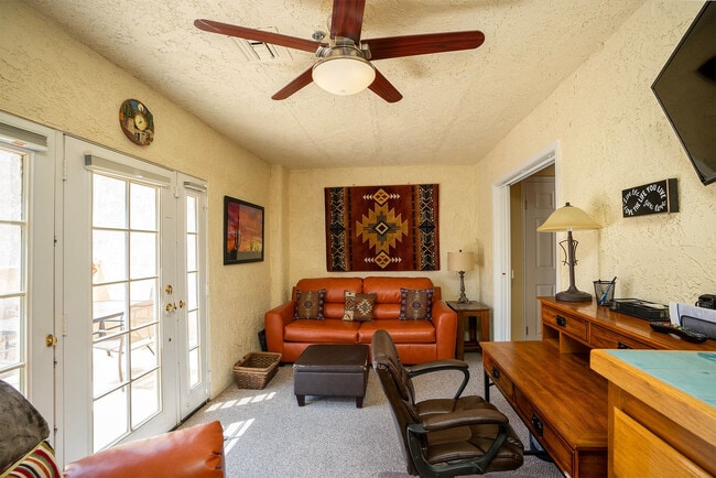 Building Photo - 935 Genoa Dr Rental