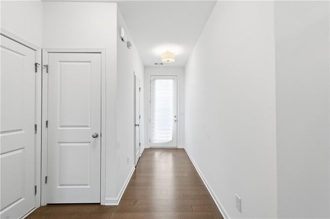 Photo - 2384 Belmont Pl