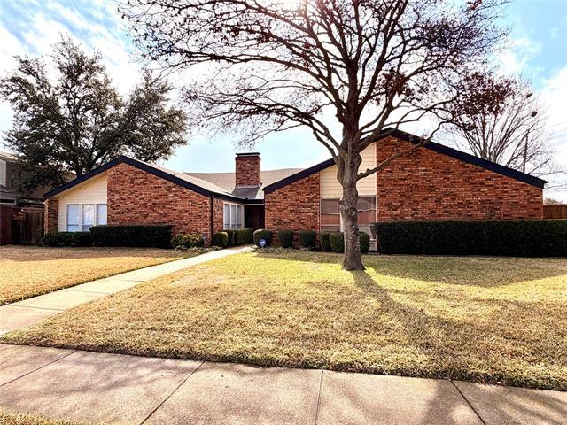 Building Photo - 2018 Tree House Ln