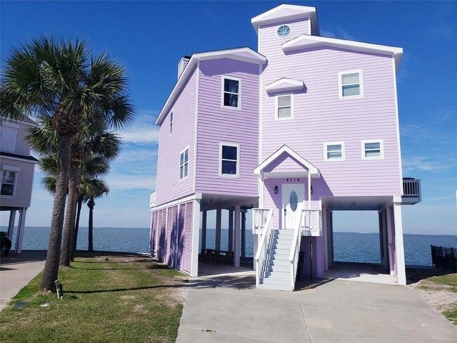 Building Photo - 3716 Sabrina Rental