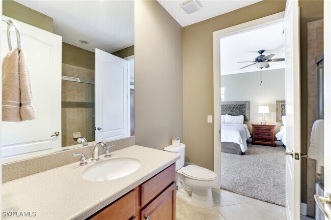 Photo - 28495 Altessa Way Unidad 202