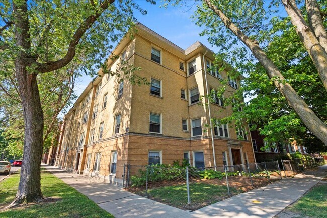 Photo - 4314 N Spaulding Ave Condo Unit 18-1