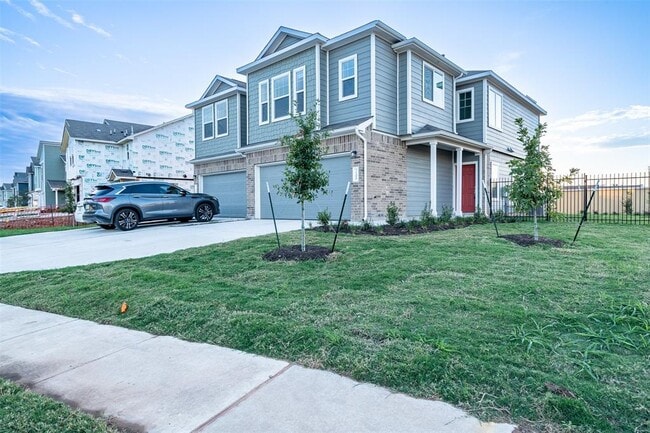 Building Photo - 7100 Dancing Wind Ln