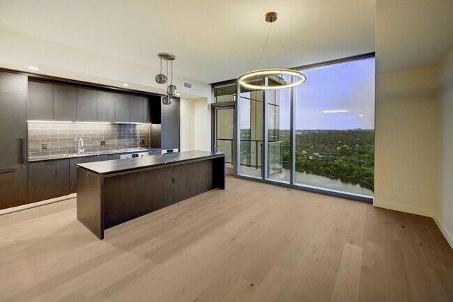 Photo - 44 East Ave Unidad 2511