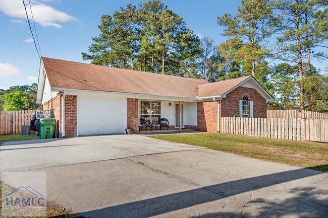 Photo - 606 Windhaven Dr