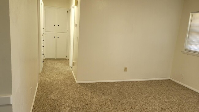 Photo - 515 Gayclifee Terrace