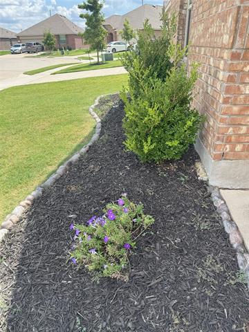 Photo - 512 Westpark Dr House