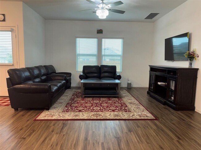 Photo - 1600 Cobblecrest Ln