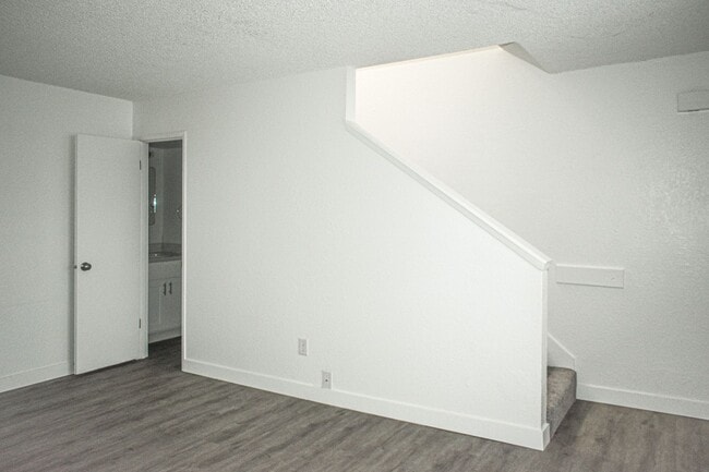 Photo - Tahoma Park Apartments