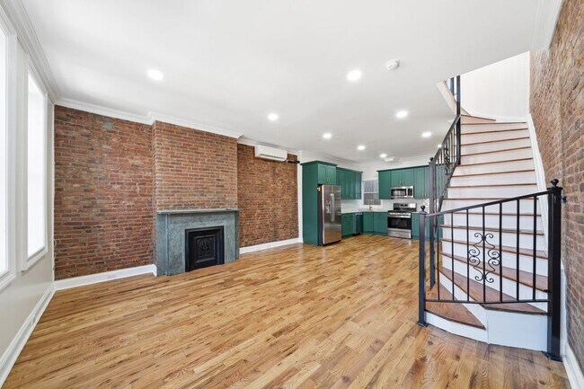 Photo - 37 Astor Pl