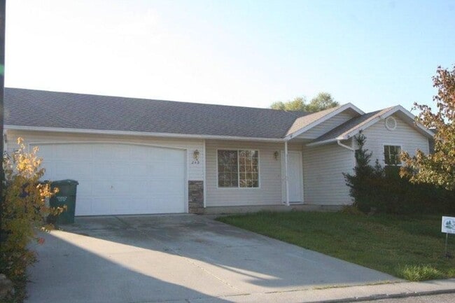 Adorable two bedroom home located in Post ... - Adorable two bedroom home located in Post ...