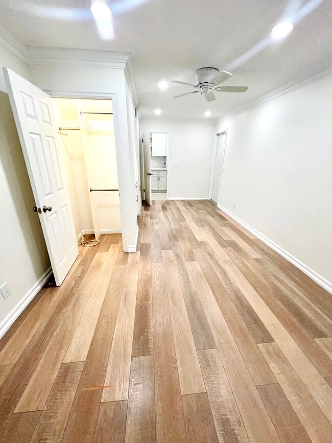 Building Photo - 16871 Canyon Ln Rental