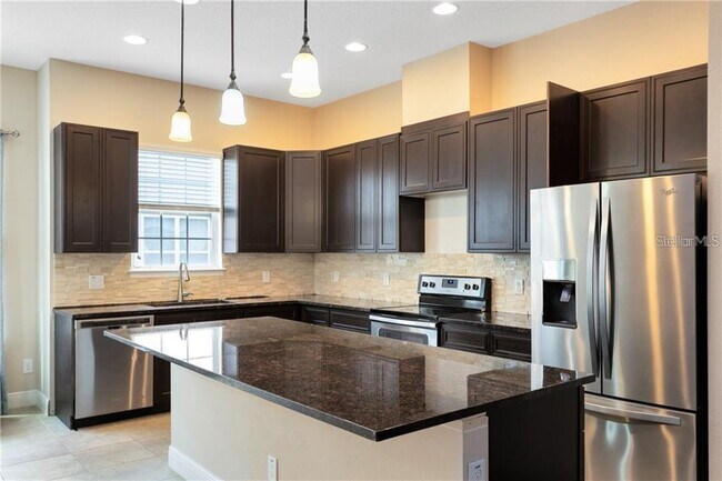 Photo - 1412 Lobelia Dr