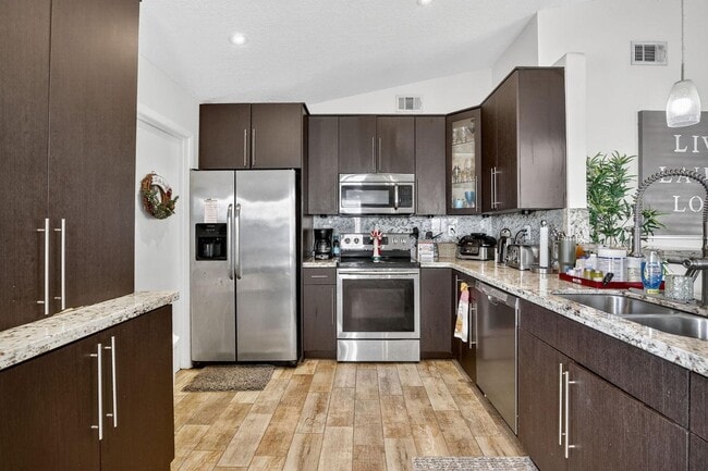 Photo - 691 Willow Grove Terrace