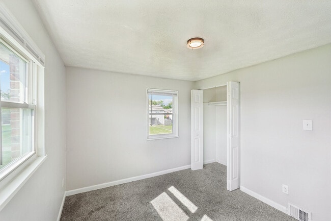 Columbus Crossing Townhomes