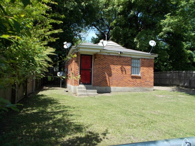 Photo - 660 Tate Ave Unit Ground Floor