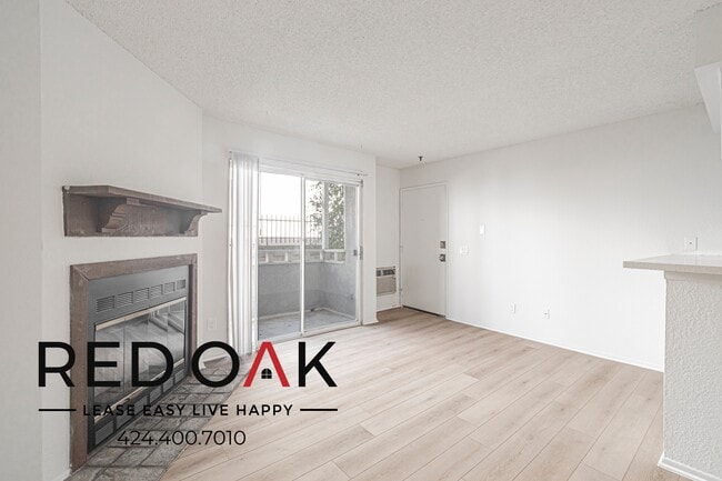 Photo - 10346 Commerce Ave Unidad 5