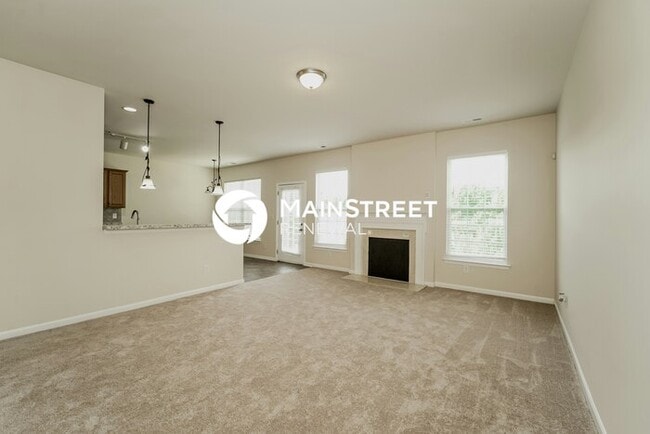 Photo - 5 Bedroom Pet-Friendly Home in Charlotte, NC with Main Street Renewal
