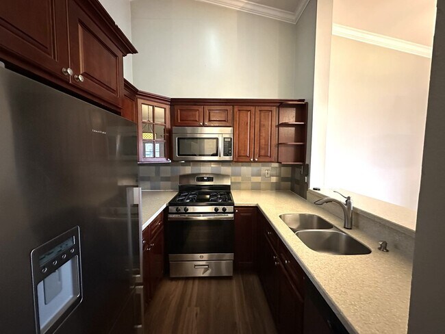 Photo - 437 Edpas Rd Unit 1