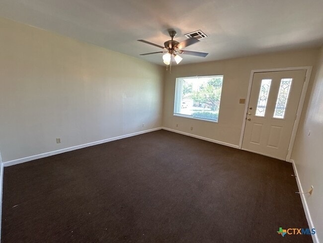 Photo - 310 Prather Dr