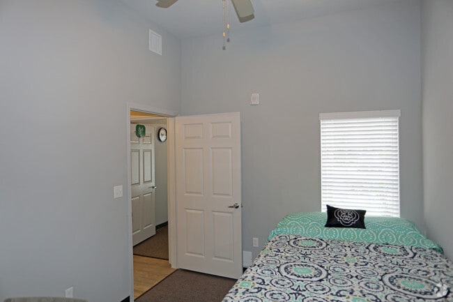 Bellarmine Hall - *USF STUDENT LIVING*