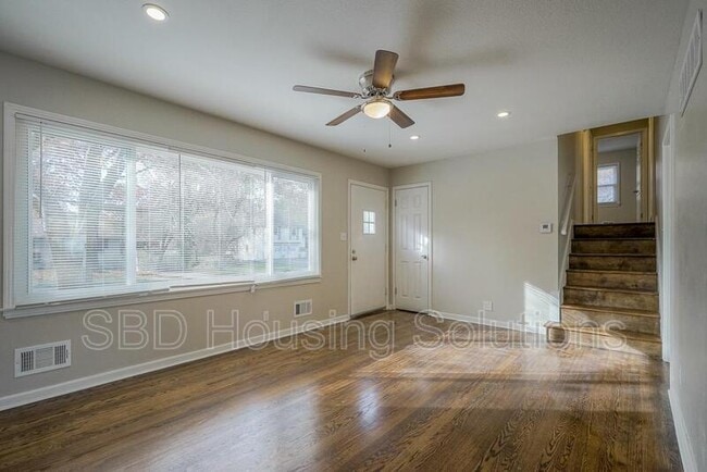 Photo - 9404 E 80 Terrace