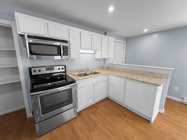 Photo - 2 North St Unit 3