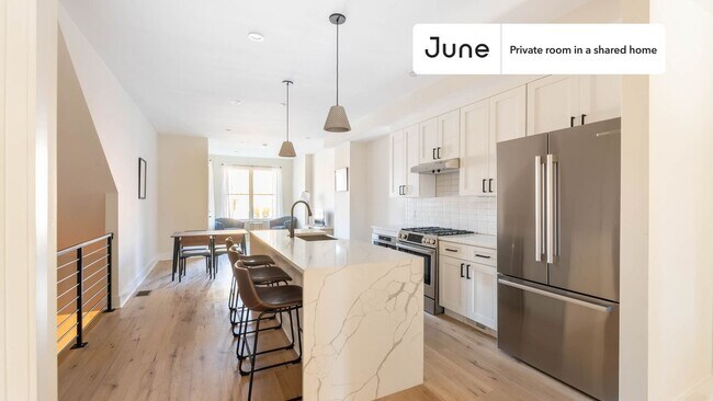 Room in Shared 3 bed/2.5 bath home in Columbia Heights