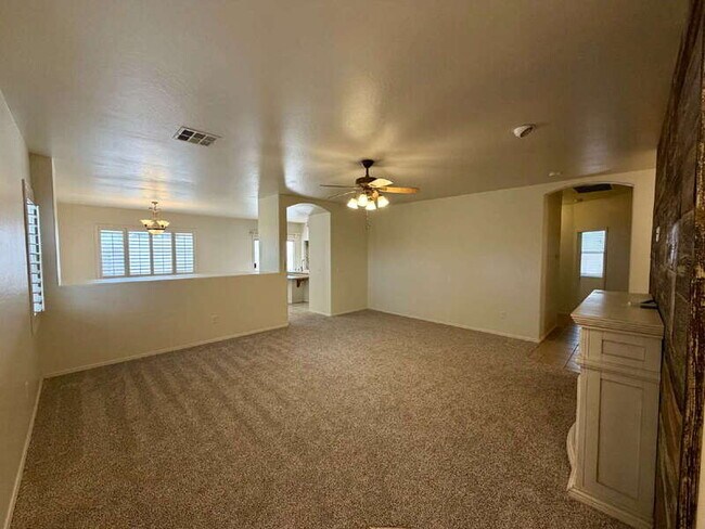 Photo - 2540 W Hawks Eye Ave