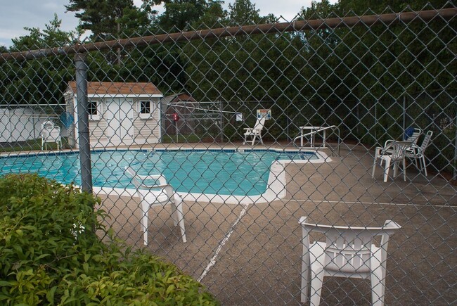 Photo - POOL IS OPEN !  Gorgeous 2 Bdrm Condo $2500, Central AIR !! No Smoking- small Dogs OK- WD Hookup