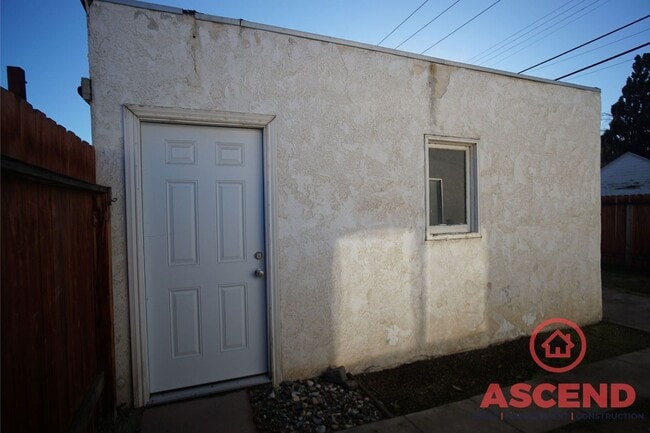 Photo - 2925 Park Way Unit 2925 1/2 Park Way