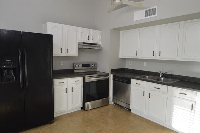 Photo - 24014 4 Sixes Ln