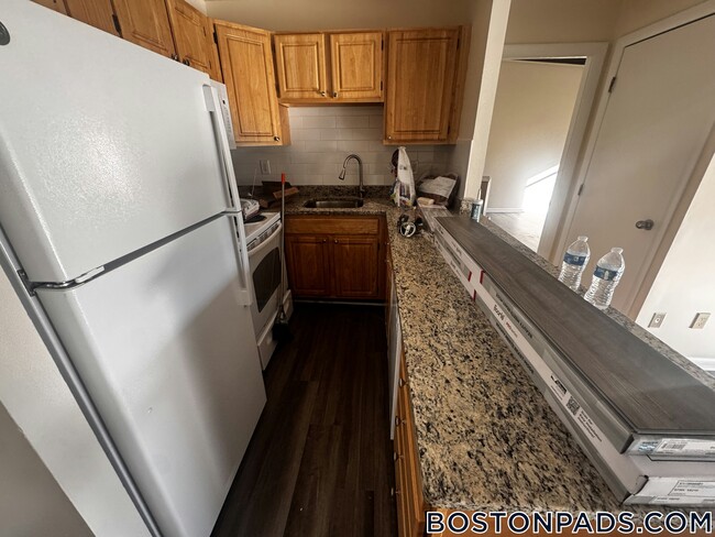 Photo - 16 Westgate Dr Unit 206