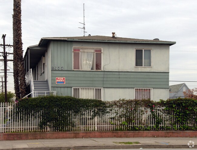 Building Photo - 1544 W Florence Ave