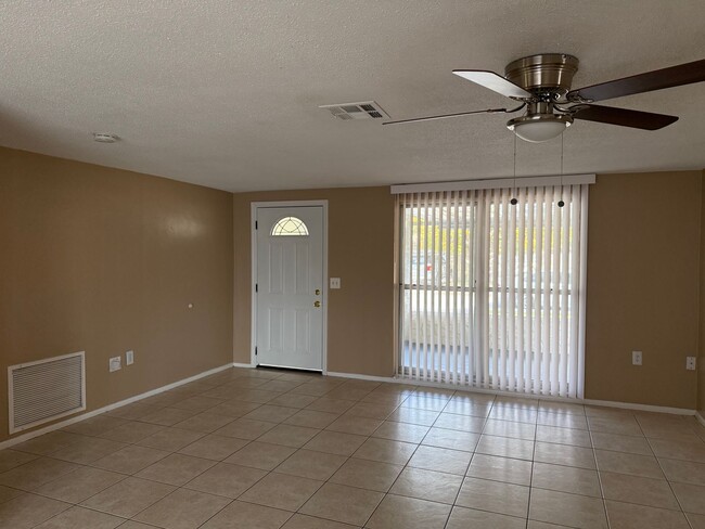 Photo - Available Now! Beautiful Single-Family House for Rent!