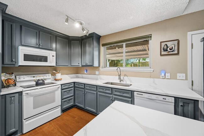 Photo - 17511 Favor Bend Ct