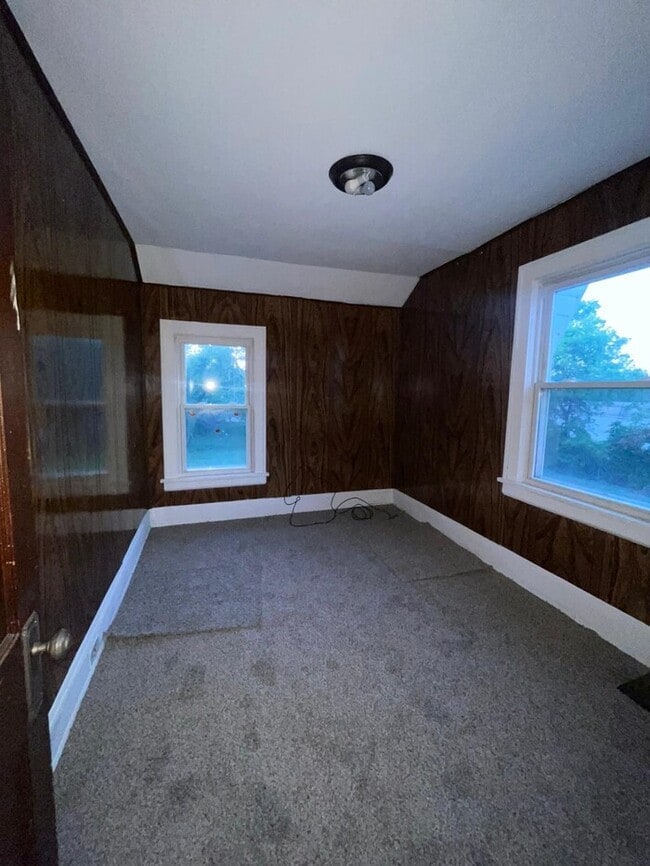 Photo - Updated 3 bedroom 1 bathroom in Cleveland